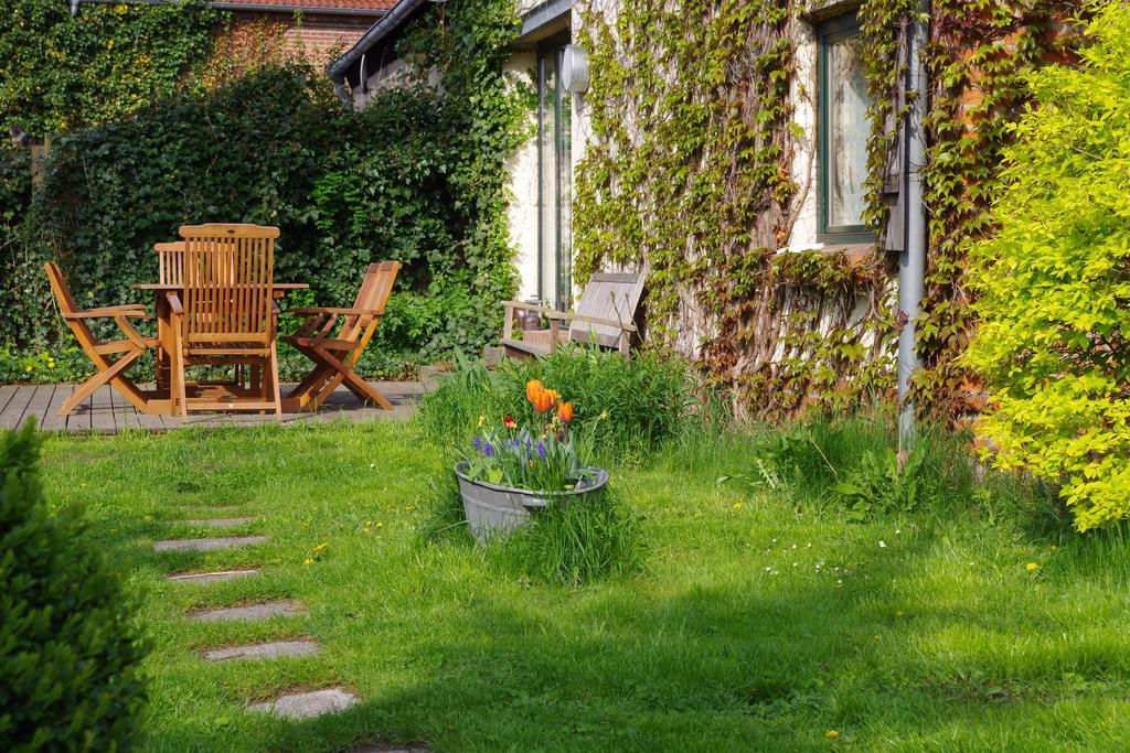 Haus Am See In Kleinzerlang Ruang foto